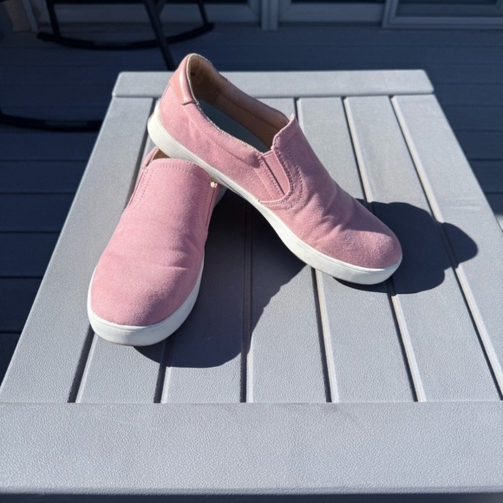 Dr. Scholl’s Pink Slip-On Sneakers sz 7